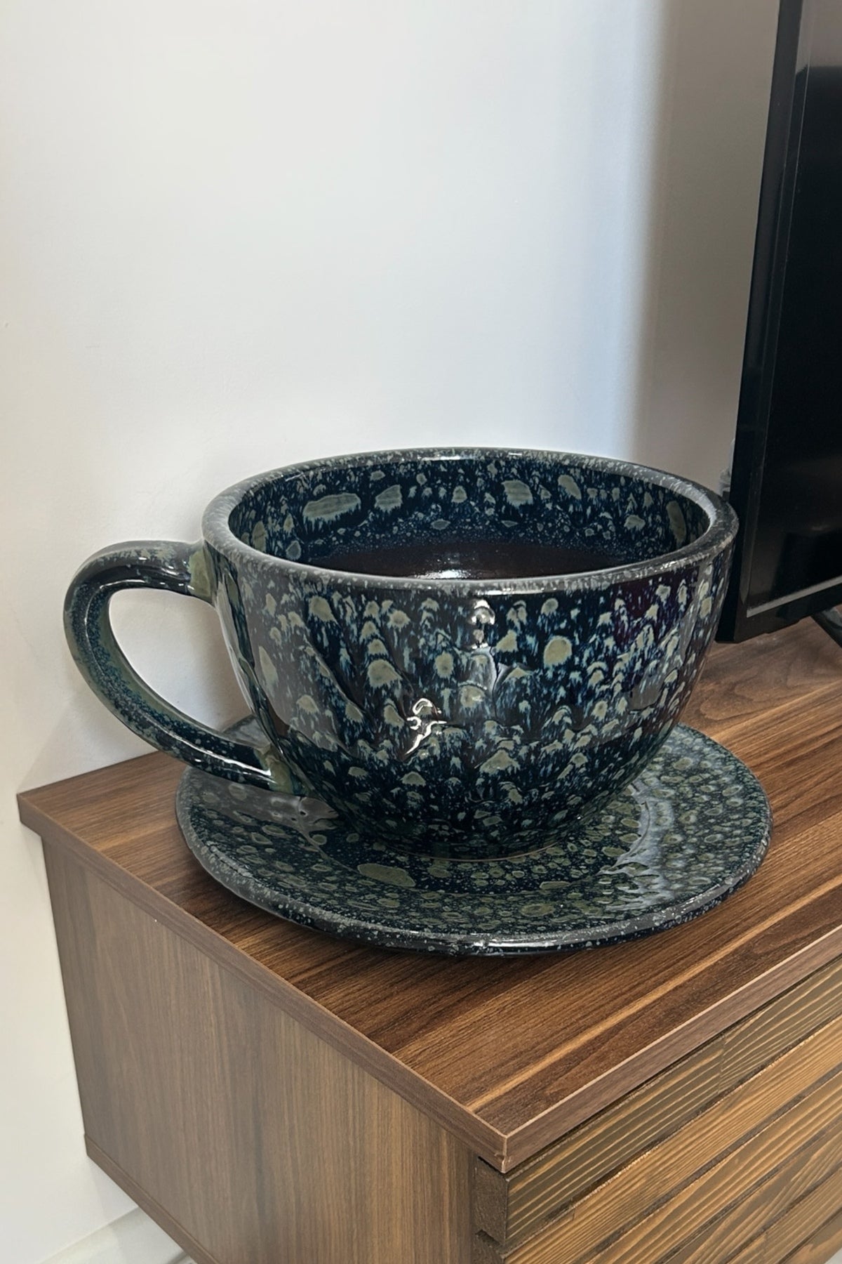 Dekoratif Kahve Fincanı - Tabaklı Toprak Saksı 15*24 Cm