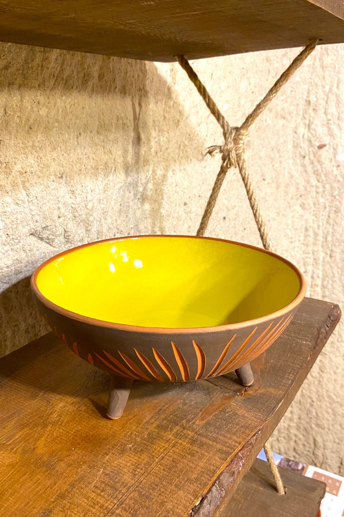 El Yapımı Toprak Sarı Sunum Kasesi-Dekoratif-Meyvelik 26 Cm