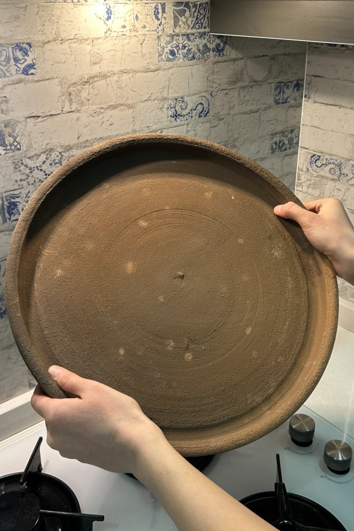 Doğal Pişmiş El Yapımı Toprak Hatay Belen Tavası Büyük Boy Toprak Çömlek Güveç Tava 36x2 cm