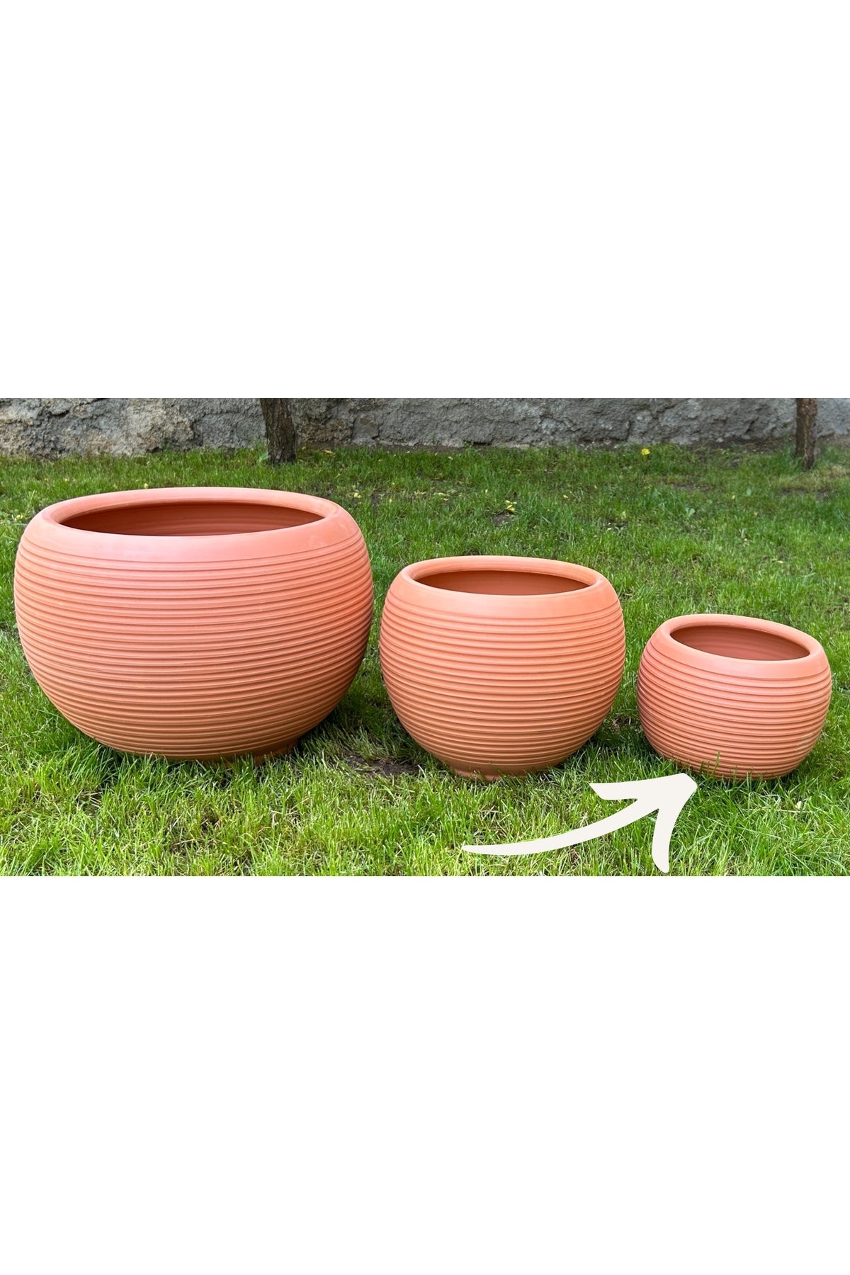 Dekoratif Toprak Küre Saksı-çiçeklik Küçük Boy El Yapımı 22x22 Cm (TABAKLI)